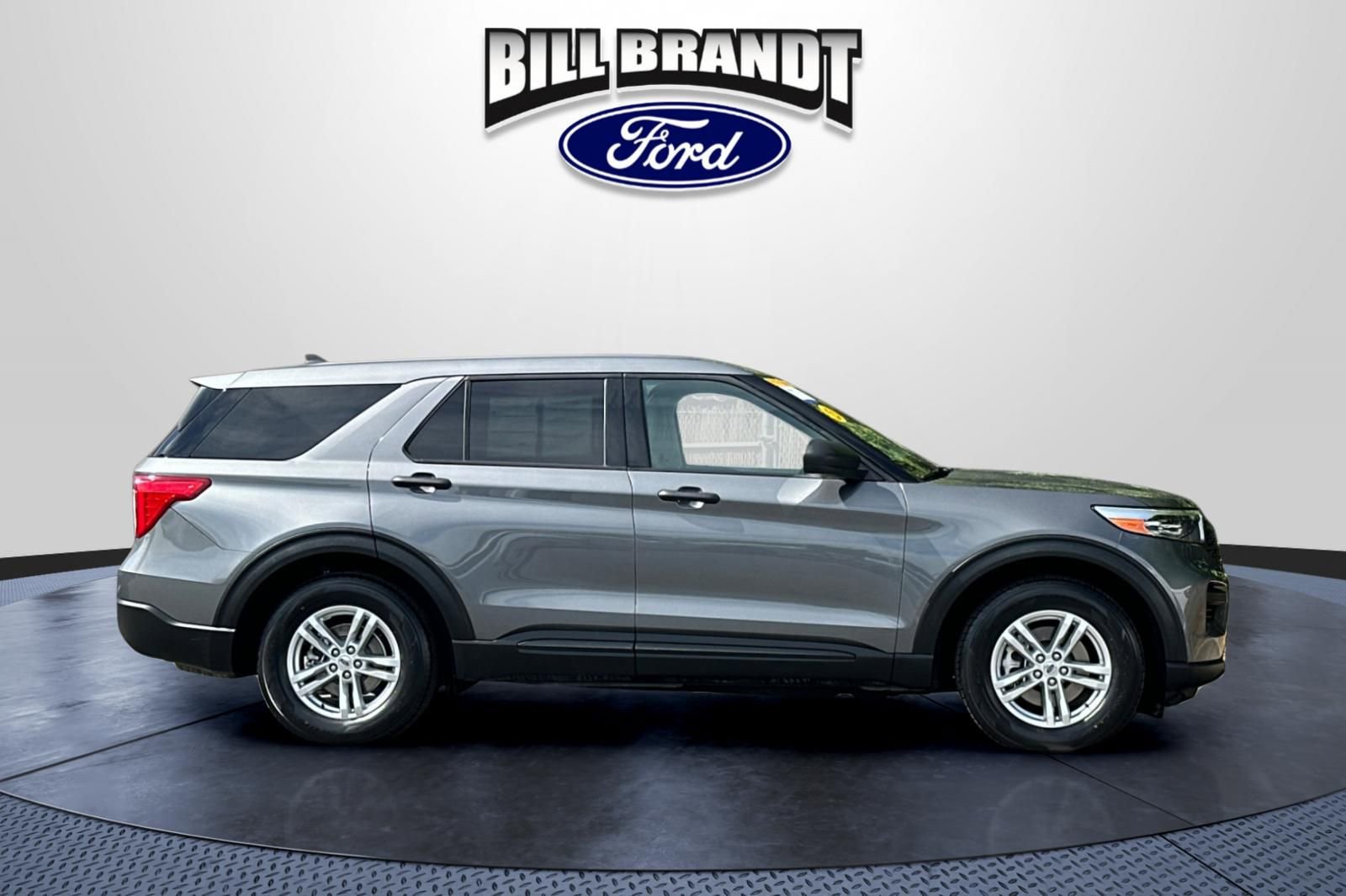Certified 2023 Ford Explorer 2WD image 2