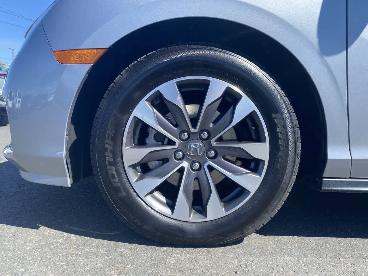 Used 2024 Honda Odyssey EX-L image 10
