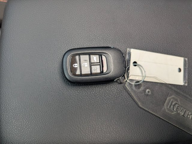 Certified 2025 Honda CR-V Sport image 33