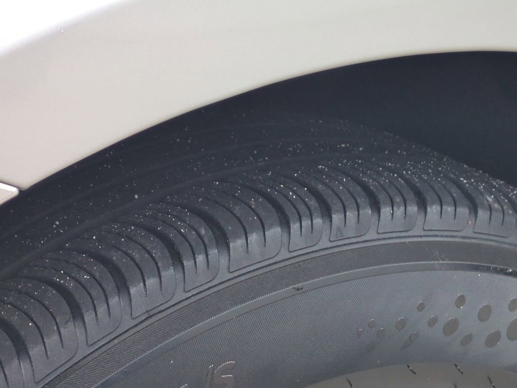 Used 2023 Chrysler Pacifica Touring-L FWD image 12