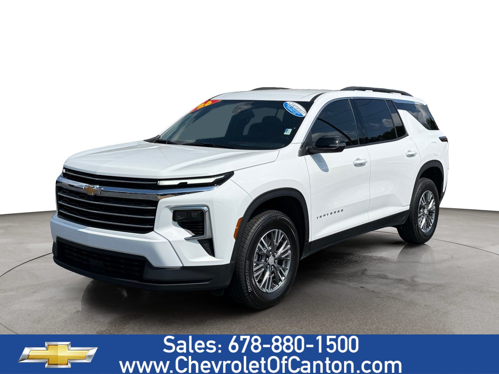 Used 2026 Chevrolet Traverse LT FWD image 1