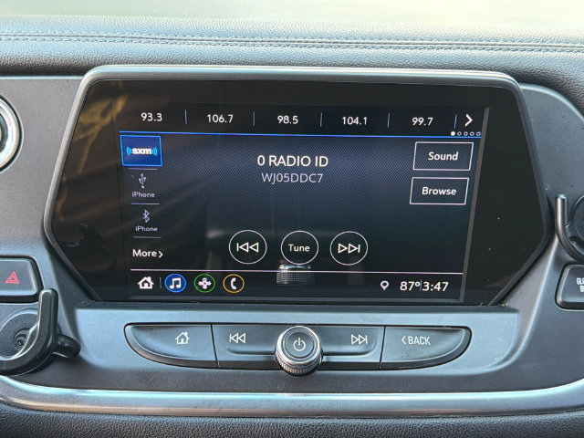Used 2020 Chevrolet Blazer LT FWD image 29