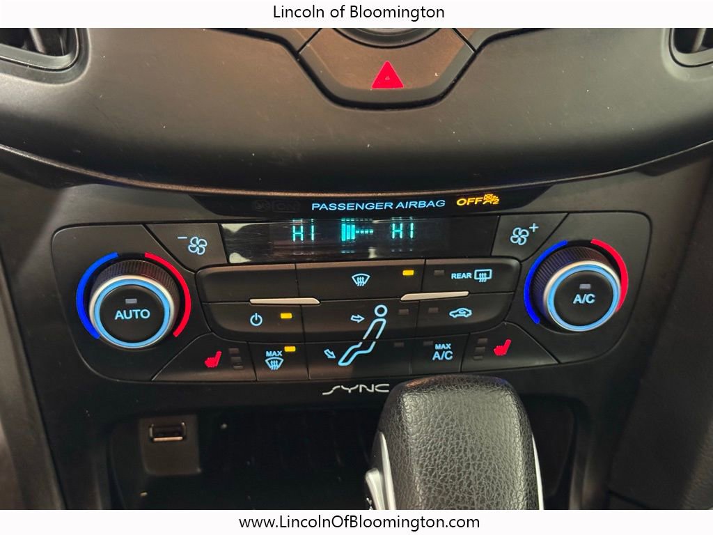 Used 2018 Ford Focus SE w/ Cold Weather Package image 37