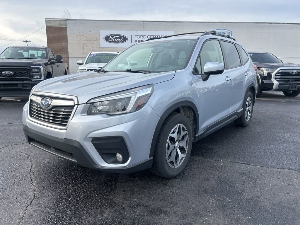 Used 2021 Subaru Forester Premium image 1
