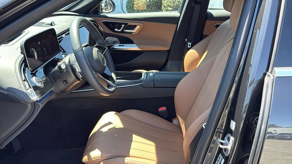 Certified 2026 Mercedes-Benz E 350 4MATIC Sedan image 19