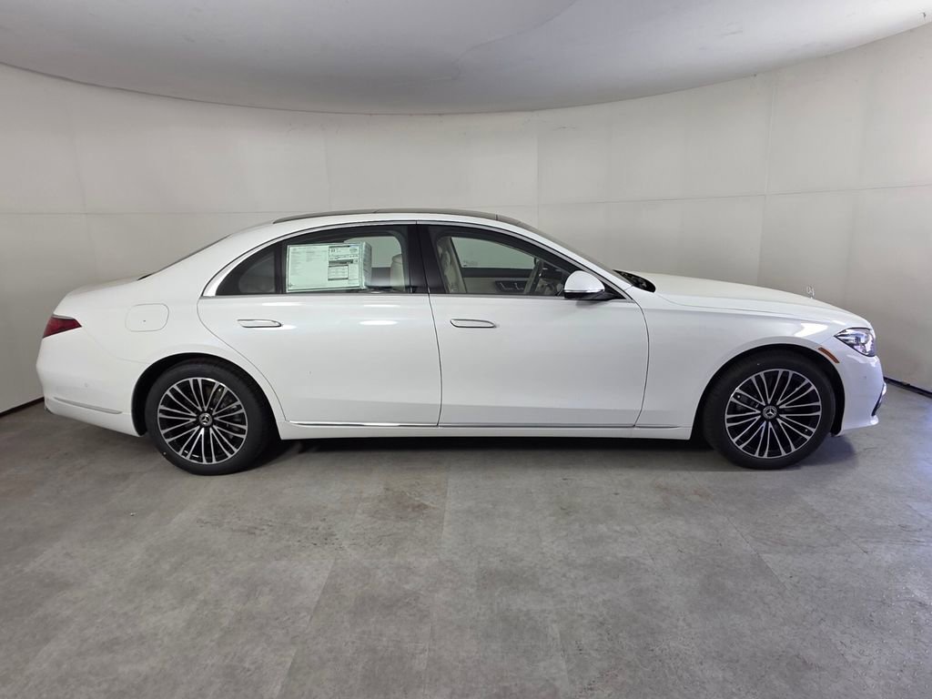 New 2026 Mercedes-Benz S 500 4MATIC image 3