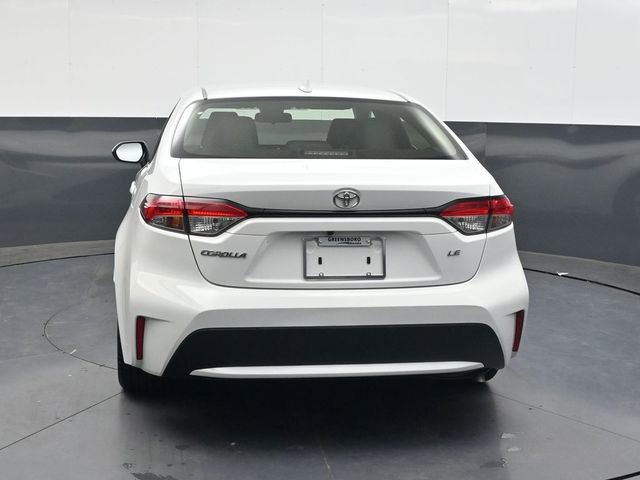Used 2021 Toyota Corolla LE image 5