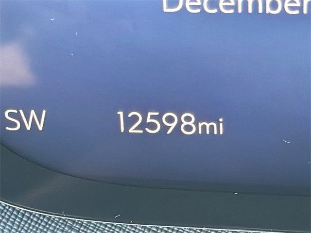 Used 2025 Buick Enclave Preferred image 28