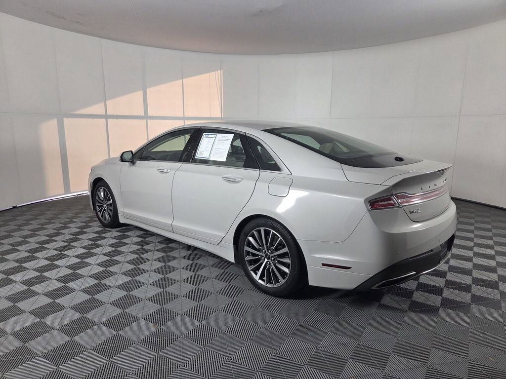 Used 2019 Lincoln MKZ Premiere image 8