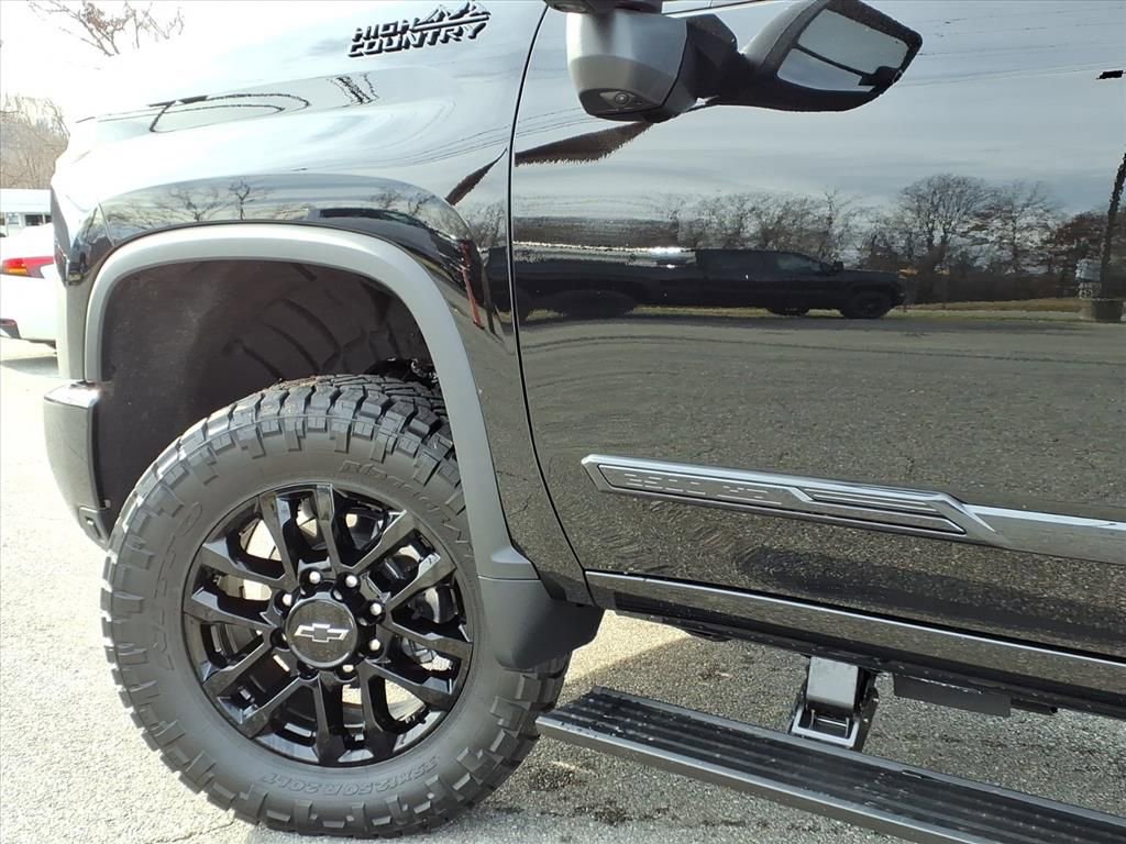 New 2026 Chevrolet Silverado 2500 High Country w/ High Country Premium Package image 6