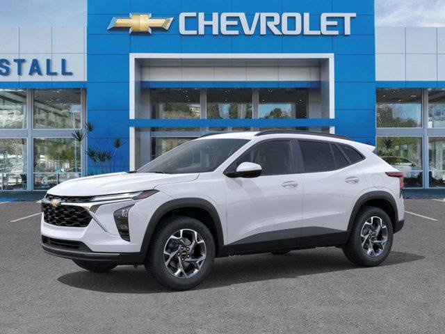 Used 2026 Chevrolet Trax LT w/ Driver Confidence Package FWD image 2