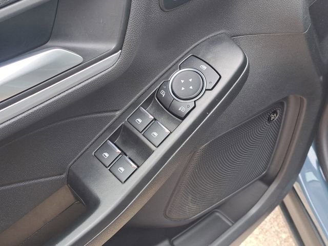 Used 2025 Ford Escape SE w/ PHEV Premium Package image 21