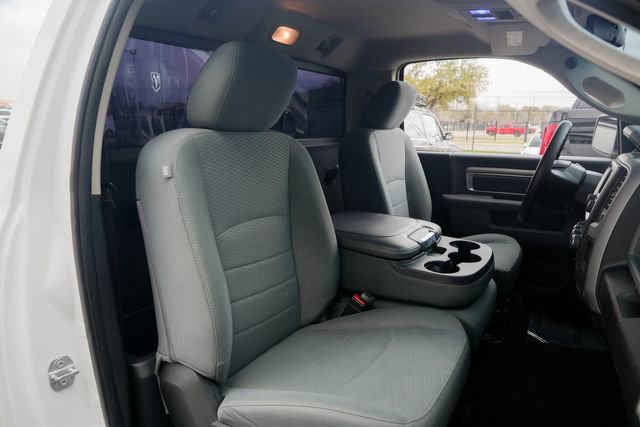 Used 2017 RAM 1500 Express image 32