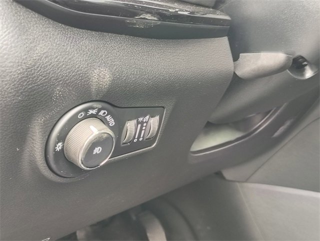 New 2026 Jeep Compass Latitude image 12