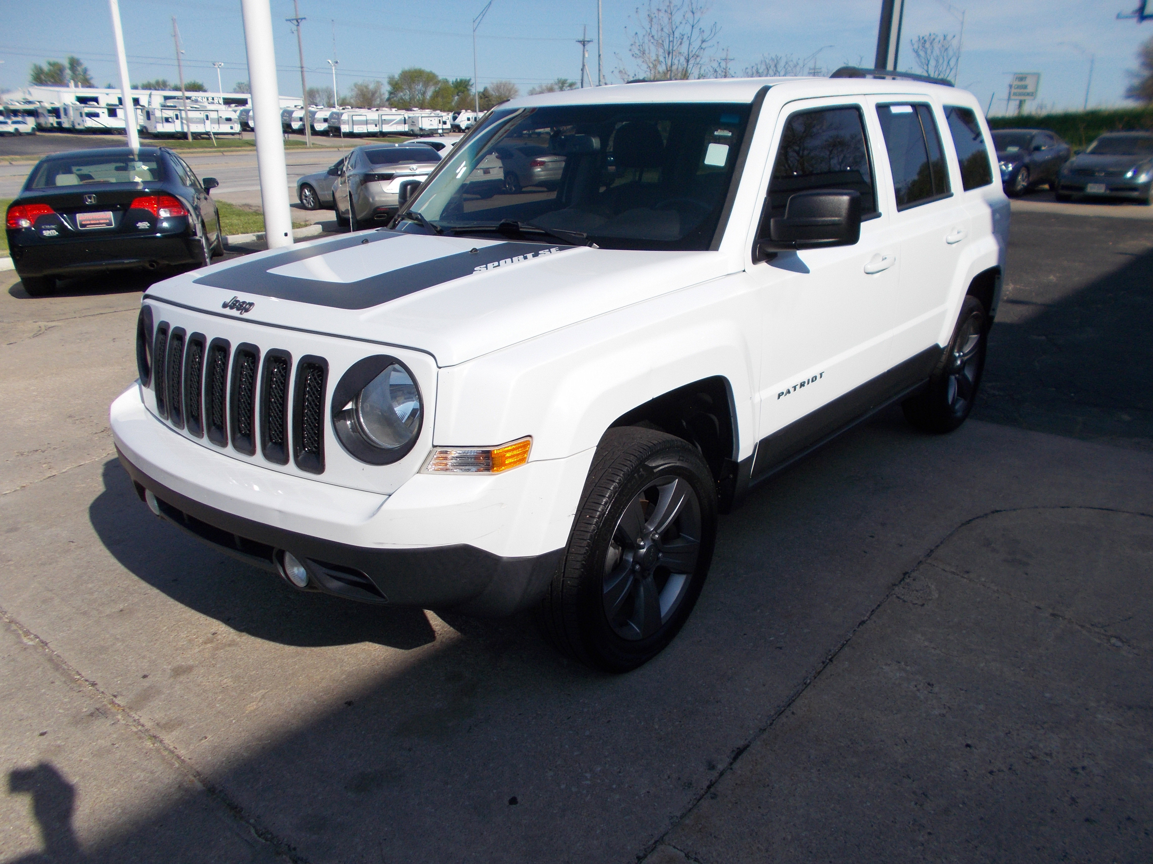 Used 2016 Jeep Patriot Sport w/ Power Value Group FWD image 7