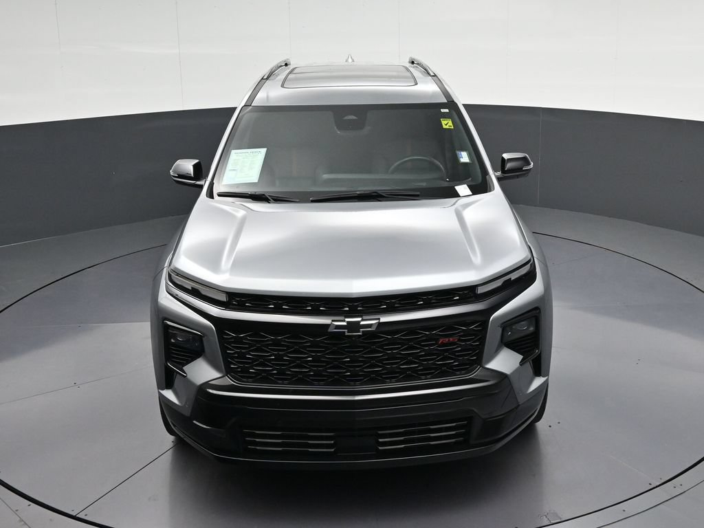 Used 2024 Chevrolet Traverse RS FWD image 24