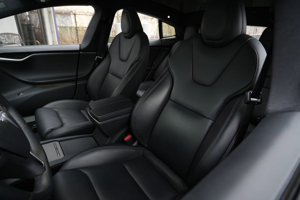 Used 2020 Tesla Model S Performance image 17