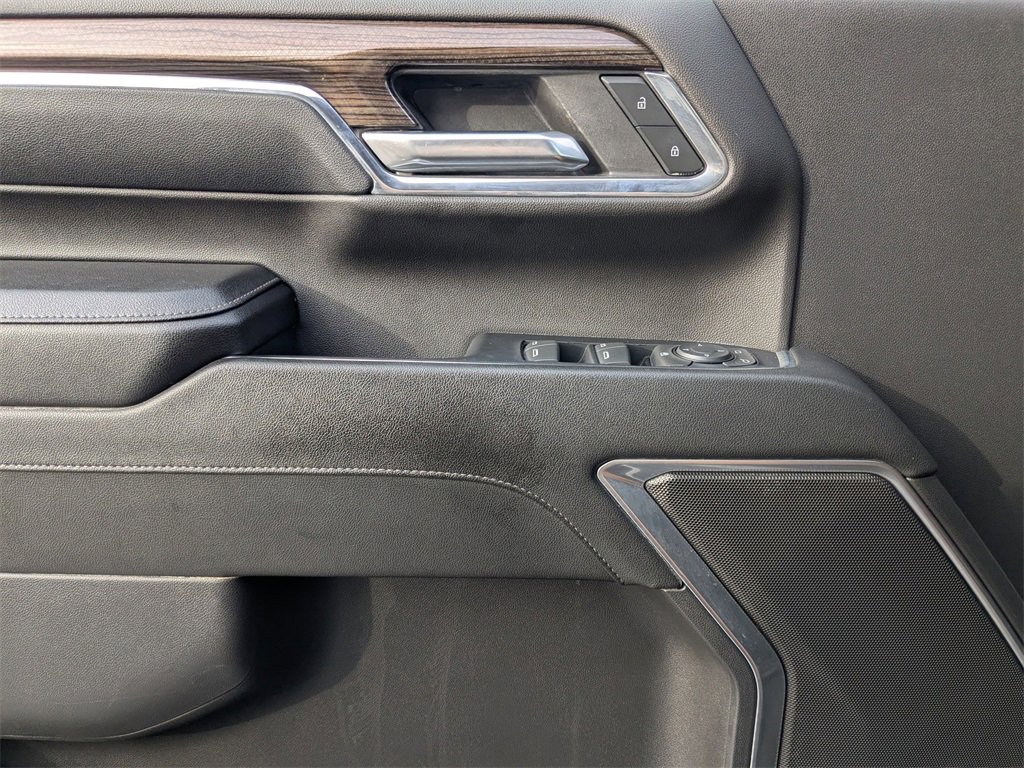 Used 2024 Chevrolet Silverado 2500 LT image 31