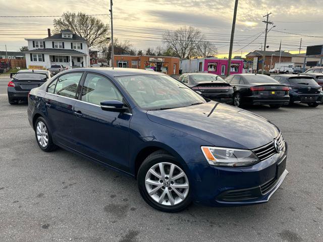 Used 2014 Volkswagen Jetta SE FWD image 2