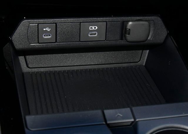 New 2026 Toyota Prius LE image 17