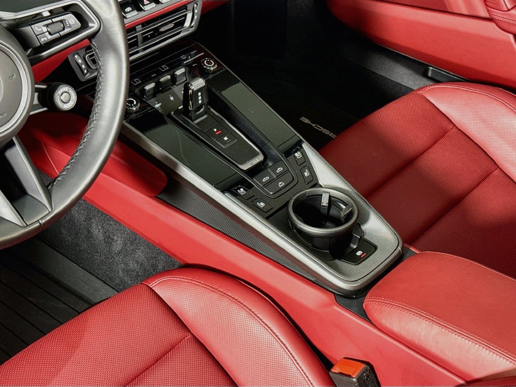 Certified 2024 Porsche 911 Carrera RWD image 16