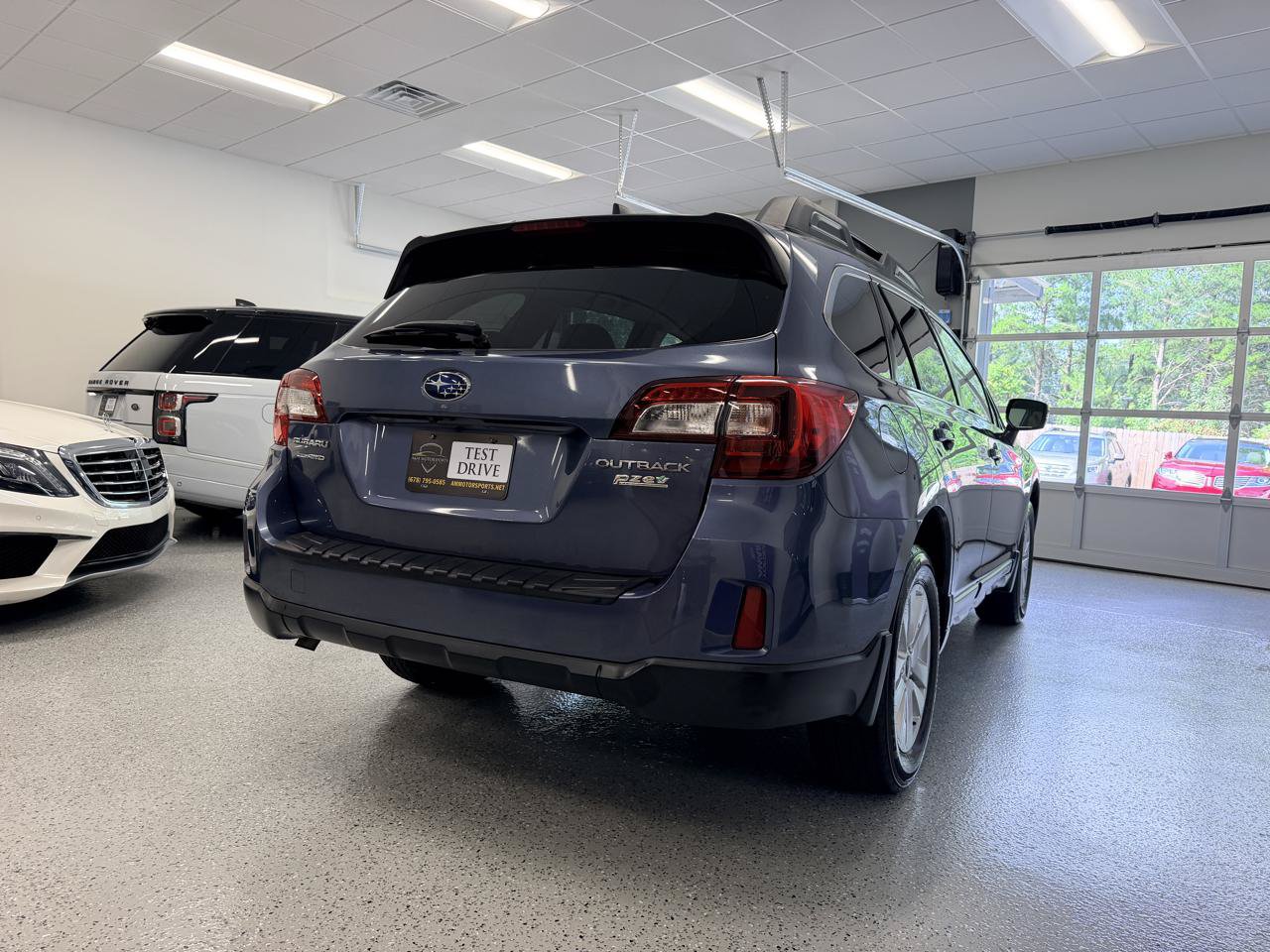Used 2017 Subaru Outback 2.5i Premium AWD/4WD image 9
