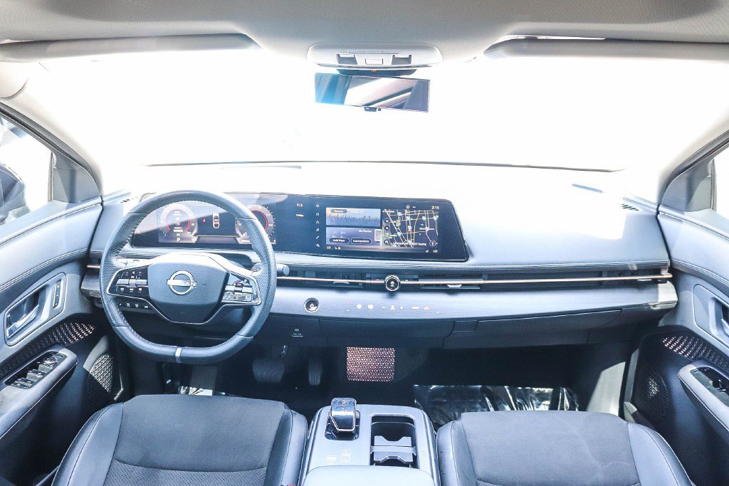 Certified 2024 Nissan Ariya FWD image 12