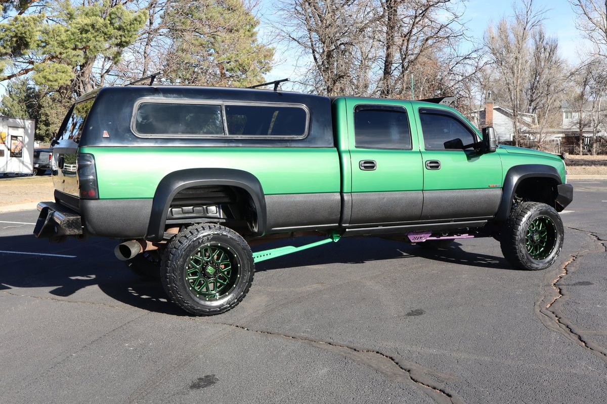 Used 2007 Chevrolet Silverado 3500 LT w/ Heavy-Duty Power Package AWD/4WD image 4