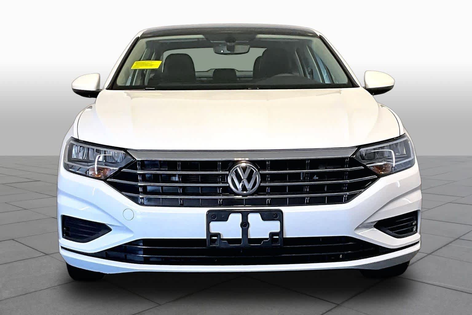 Used 2021 Volkswagen Jetta SE FWD image 4