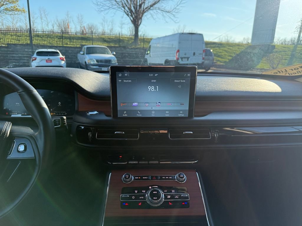 Used 2024 Lincoln Aviator Reserve image 5