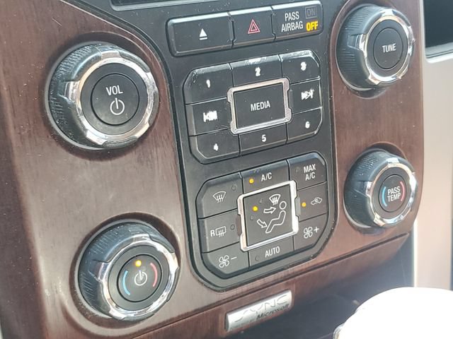 Used 2014 Ford F150 King Ranch w/ King Ranch Luxury Package AWD/4WD image 28