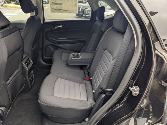 New 2024 Ford Edge SE w/ Black Appearance Package image 10