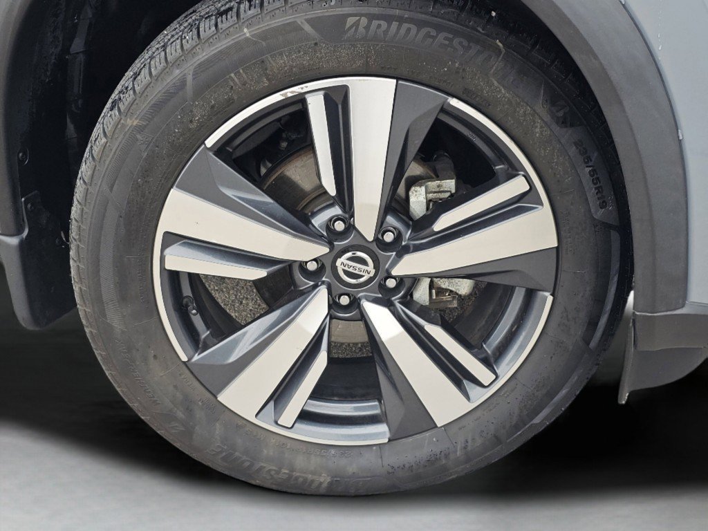 Used 2021 Nissan Rogue SL image 17