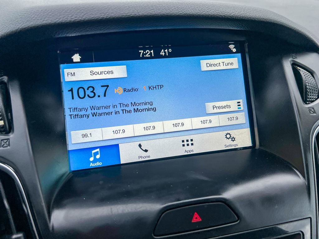 Used 2018 Ford Focus Titanium image 27