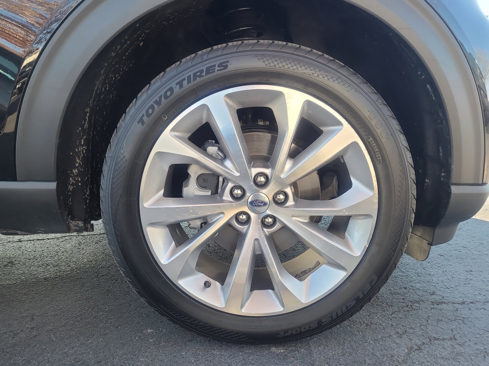 Certified 2023 Ford Explorer Platinum w/ Technology Package image 26