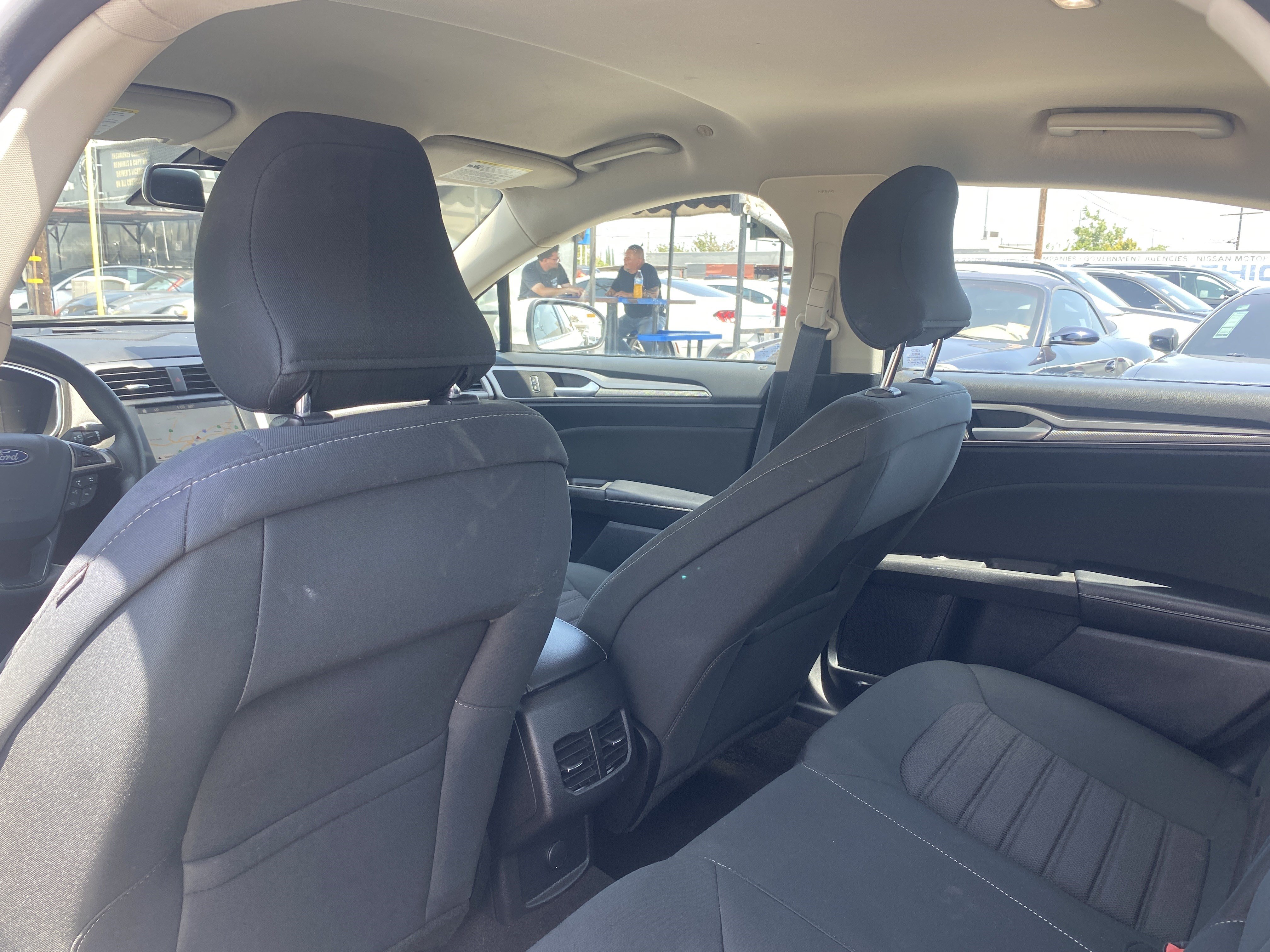 Used 2019 Ford Fusion SE FWD image 22