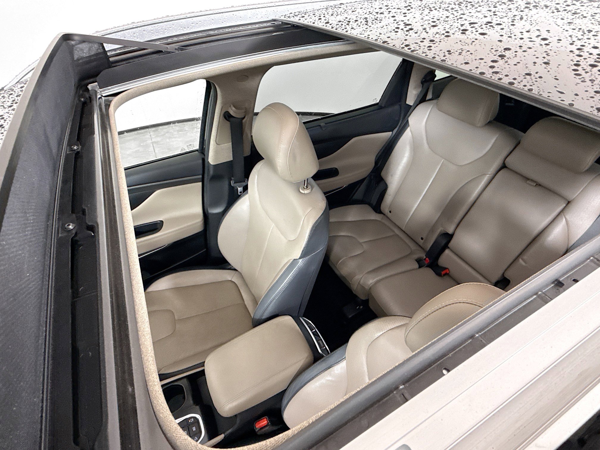 Used 2020 Hyundai Santa Fe Limited image 14