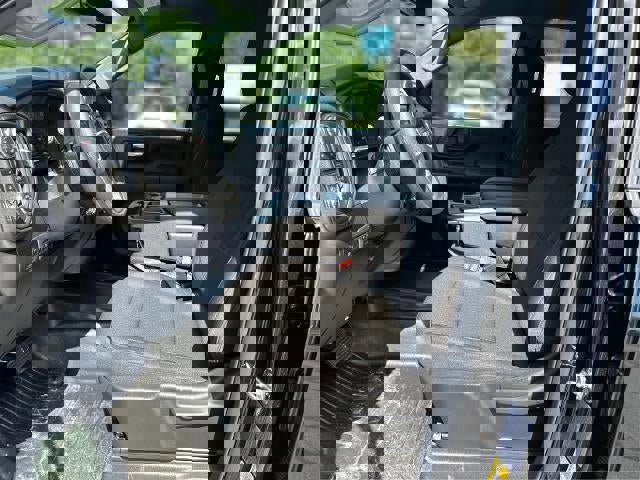 New 2025 GMC Sierra 2500 Pro w/ Convenience Package image 11