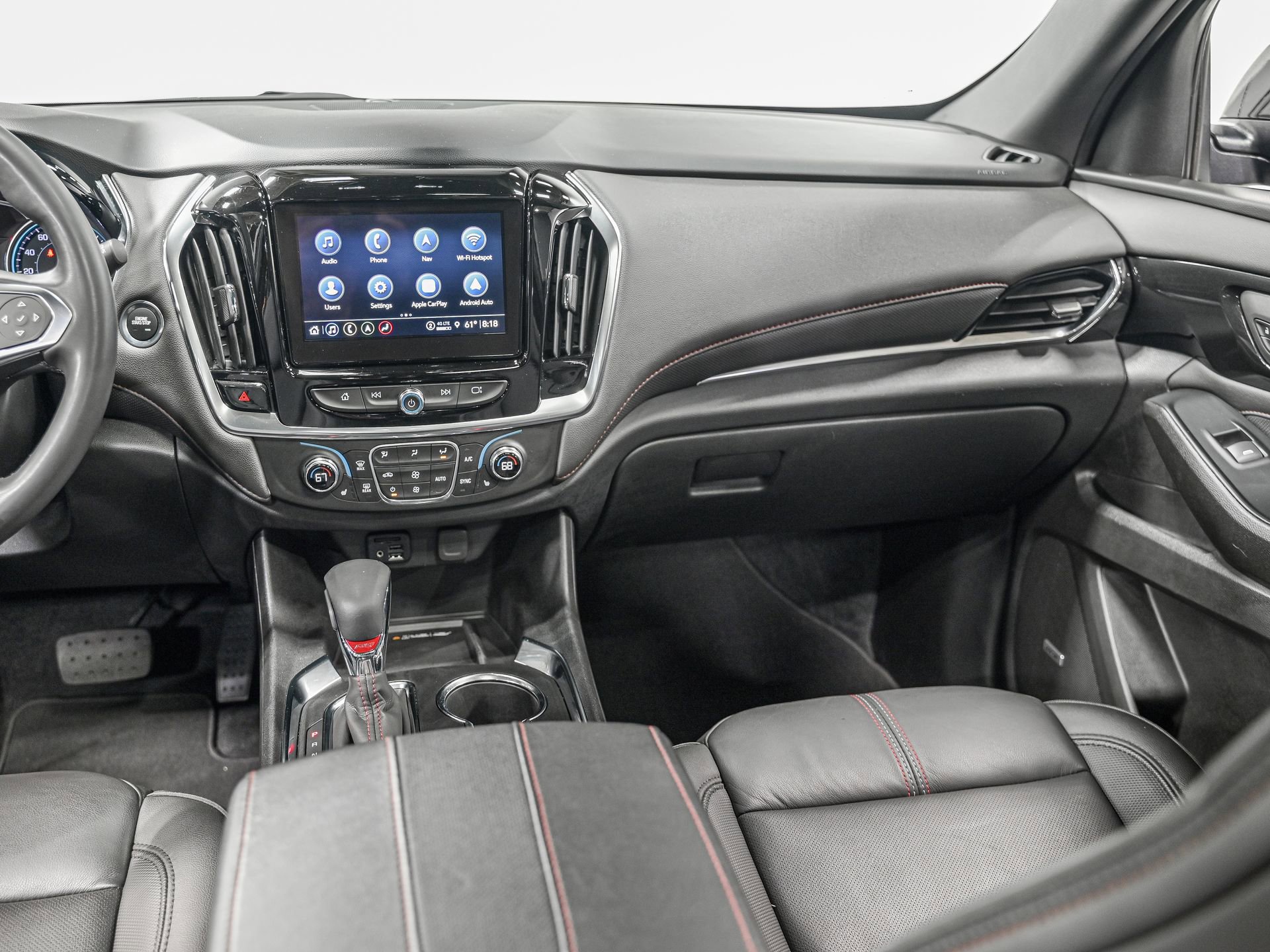 Used 2023 Chevrolet Traverse RS image 25