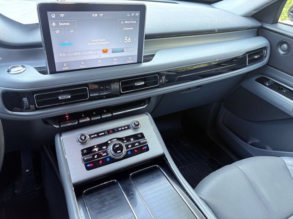 Used 2020 Lincoln Aviator Reserve w/ Elements Package Plus AWD/4WD image 11