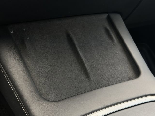 Used 2023 Tesla Model Y Long Range AWD/4WD image 19