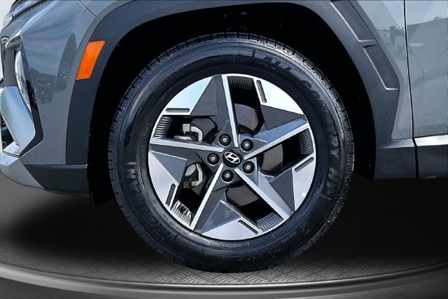Used 2025 Hyundai Tucson SEL FWD image 29