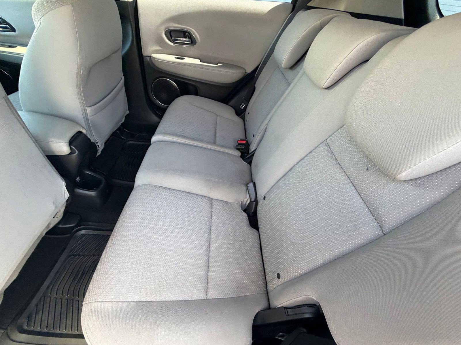 Used 2017 Honda HR-V EX image 28