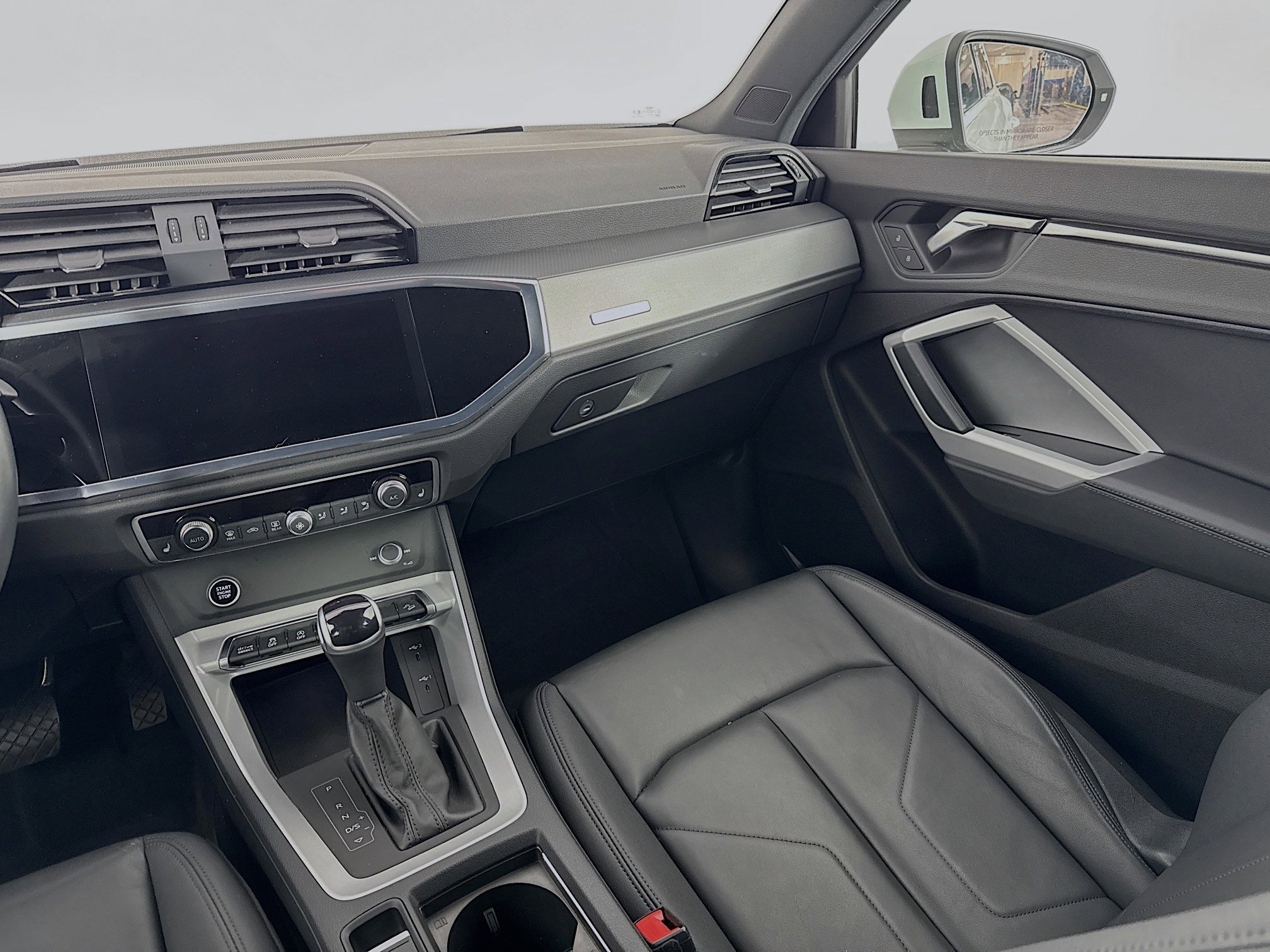 Used 2023 Audi Q3 2.0T Premium image 23