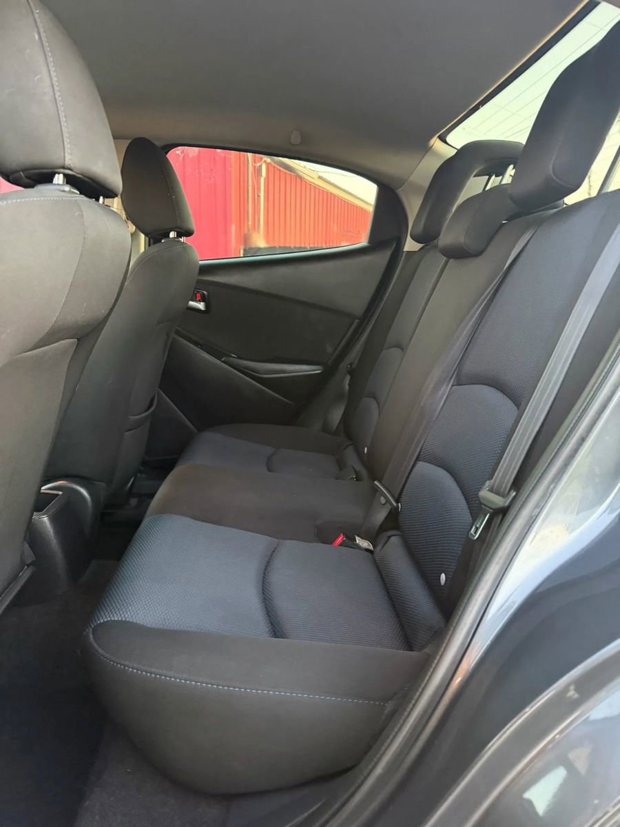 Used 2017 Toyota Yaris iA image 19