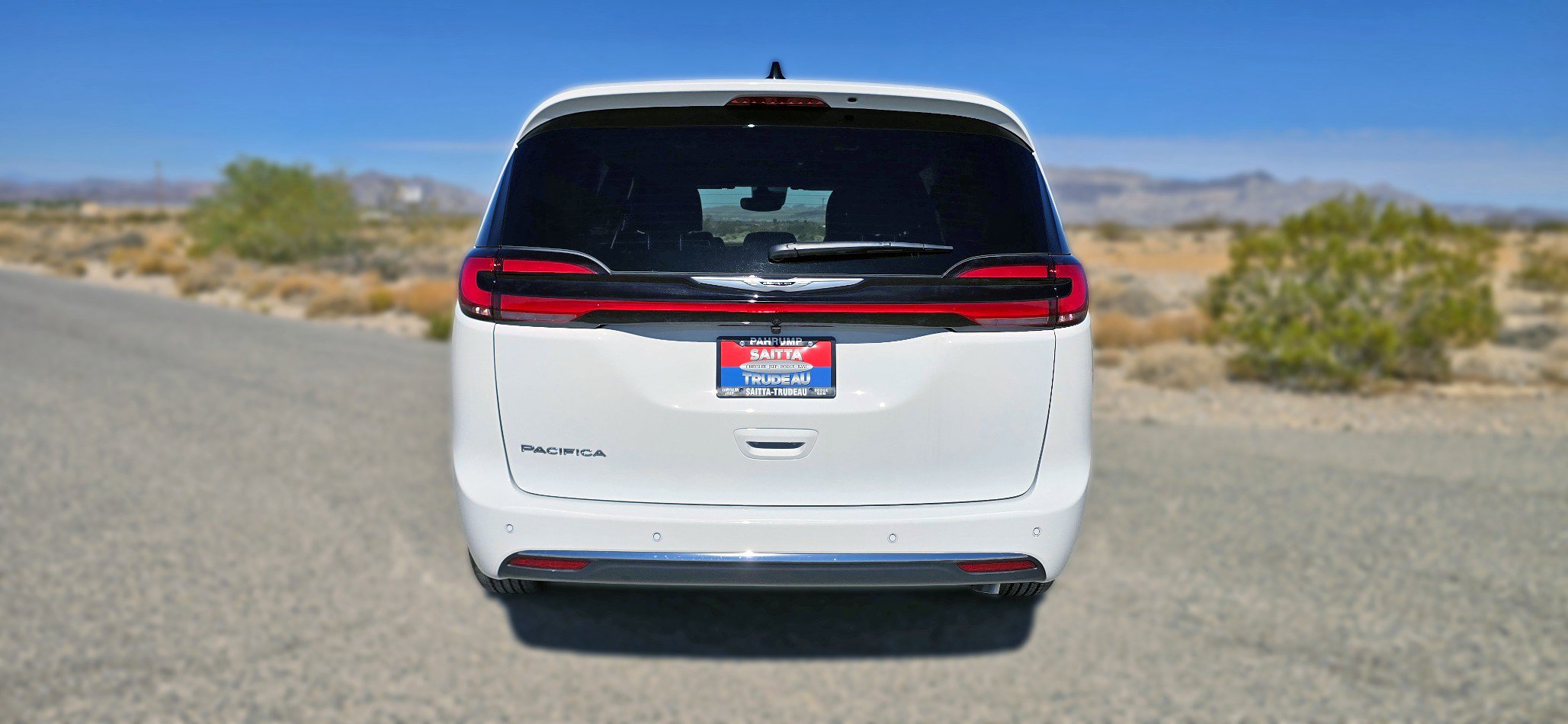 New 2026 Chrysler Pacifica Select image 4