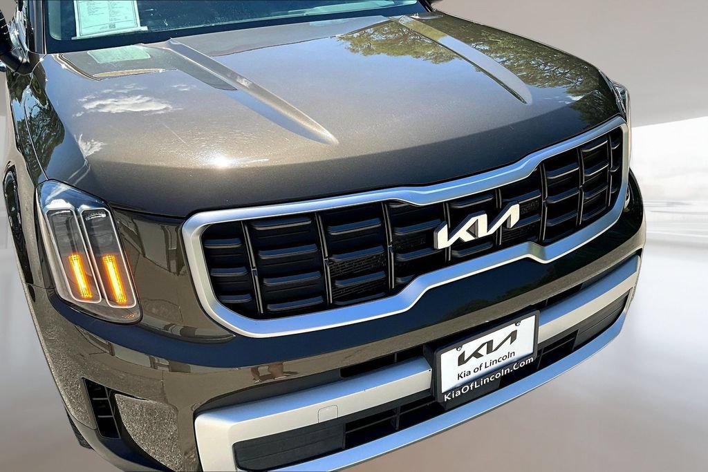 Certified 2025 Kia Telluride S AWD/4WD image 33