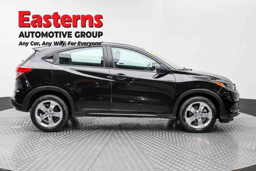 Used 2019 Honda HR-V LX image 4