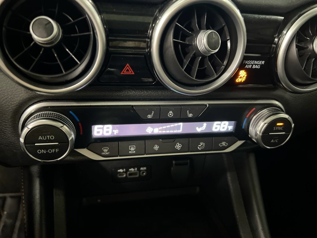 Used 2021 Nissan Sentra SR w/ SR Premium Package FWD image 16