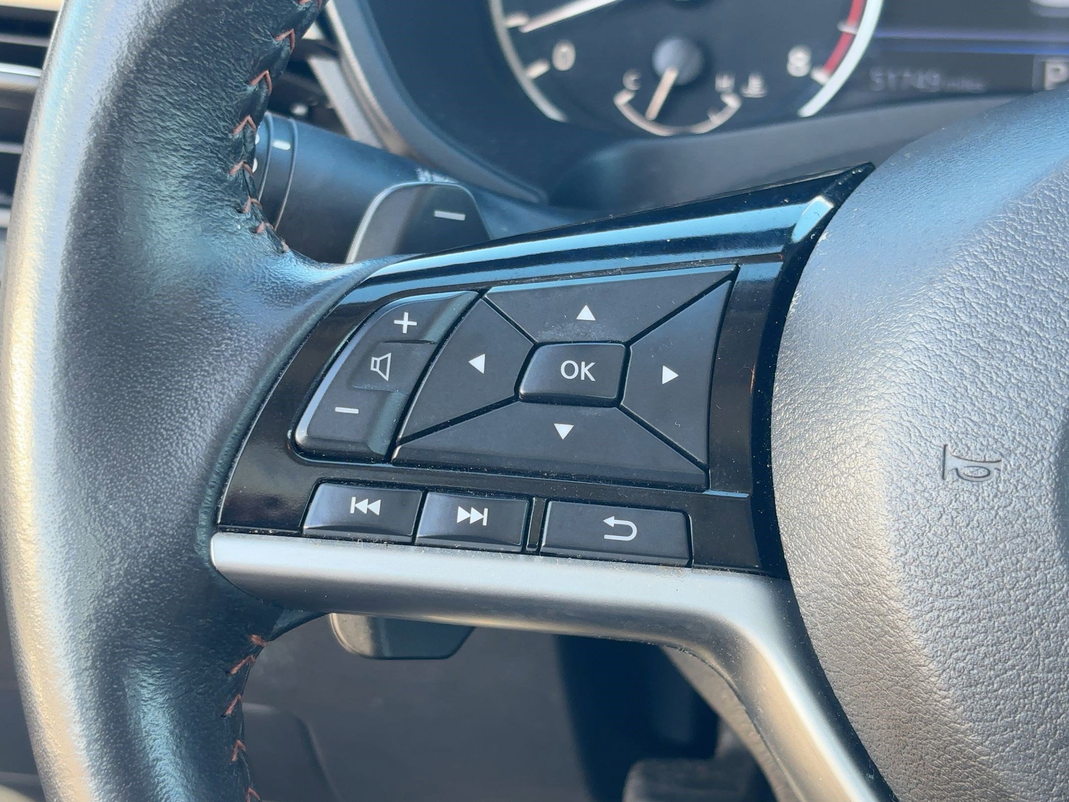 Used 2024 Nissan Altima 2.5 SR image 18